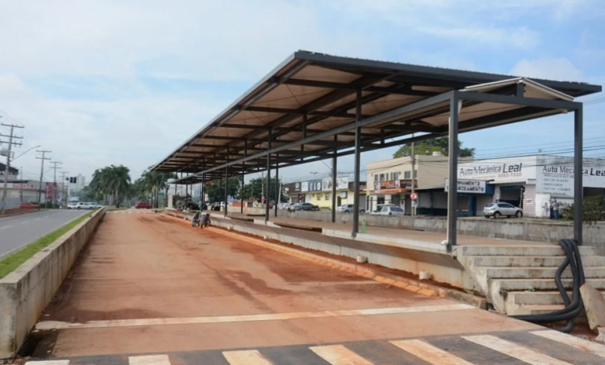 Obras do BRT em Goiânia seguem sem previsão de conclusão